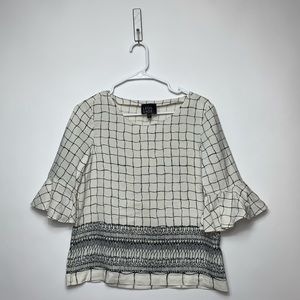 Leo & Sage Ruffle Sleeve Windowpane Top Size S
